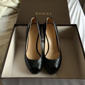 GUCCI open-toe pumps